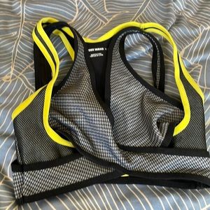 alexander wang x h&m sports top size 4